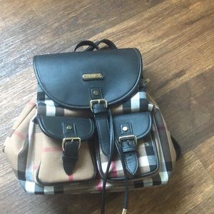 Classic Medium sized 🎒 Burberry backpack 🎒